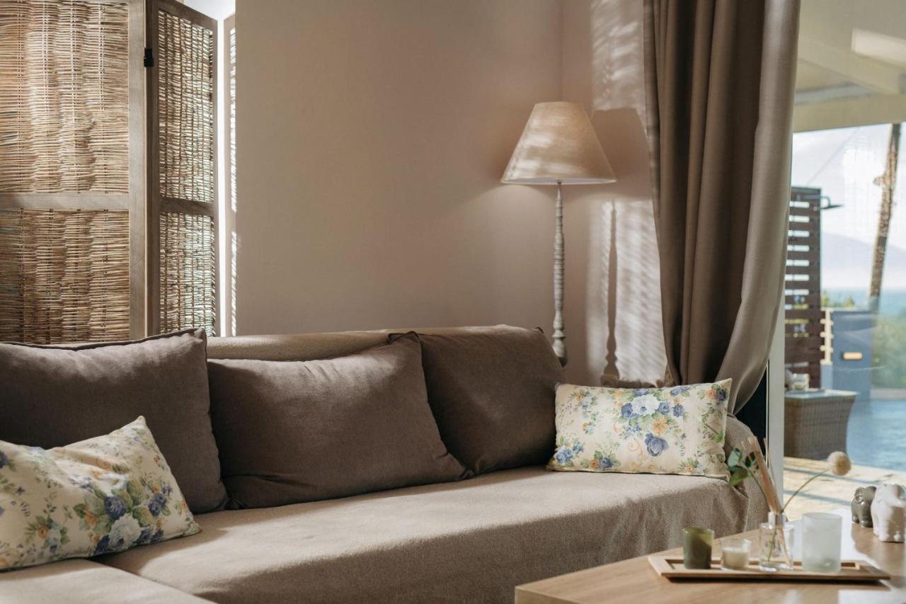 Villa Venia - Cozy Escape With Scenic Sew View, By Zantewize Tragaki Dış mekan fotoğraf
